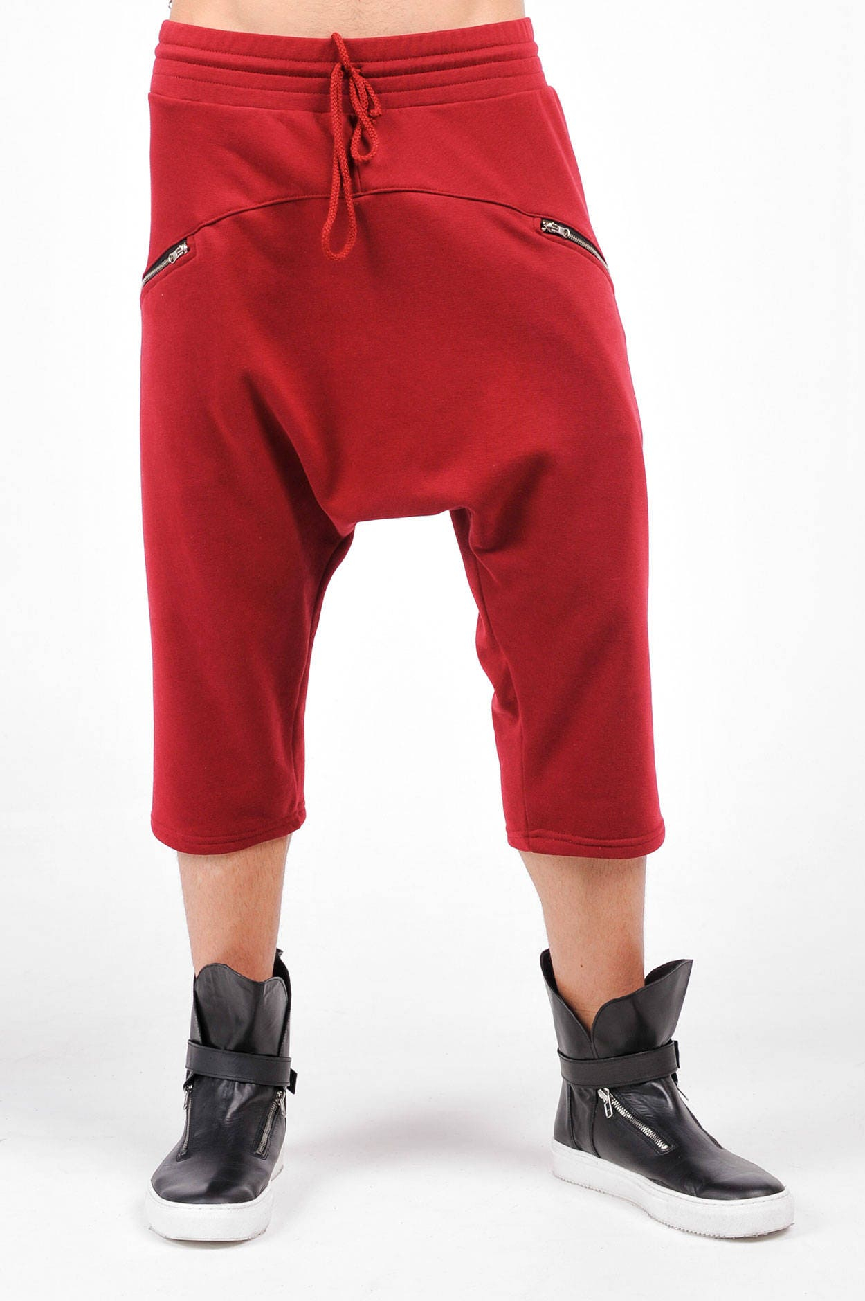 Men’s Casual Athletic Harem Shorts with Knee-Length Cut