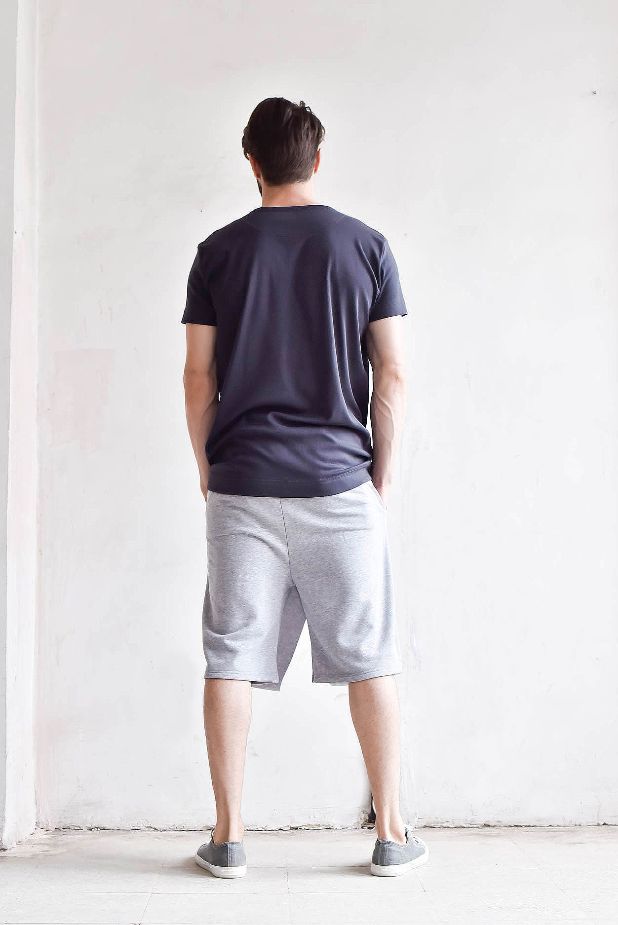 Men’s Light Grey Streetwear Shorts with Relaxed Fit - Image 3