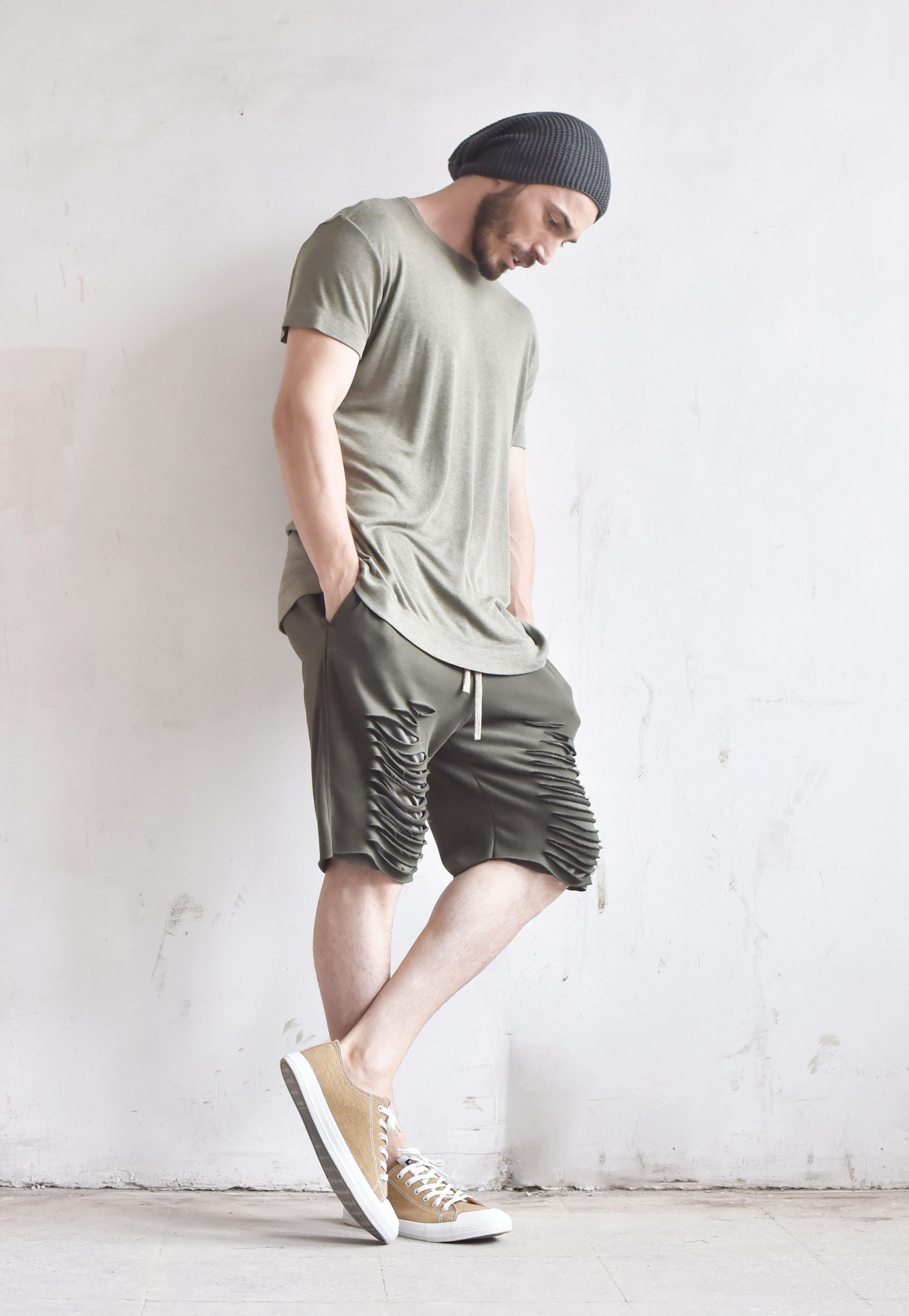 Men’s Lightweight Training Shorts with Textured Side Panels - Image 3