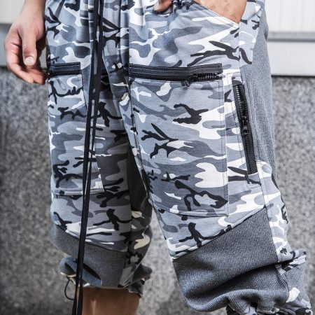 Men’s Streetwear Camo Cargo Shorts with Relaxed Fit